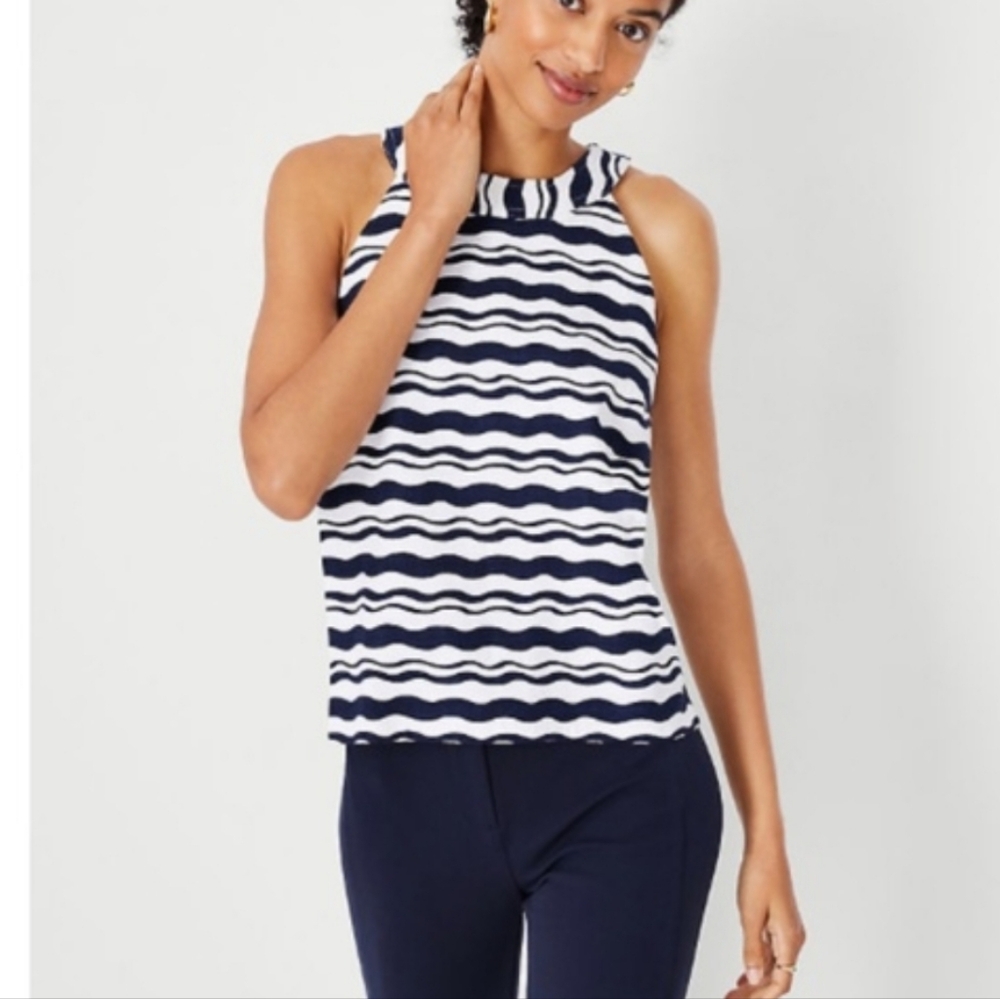 Ann Taylor dark blue &white wave print halter top Size Small Excellent condition